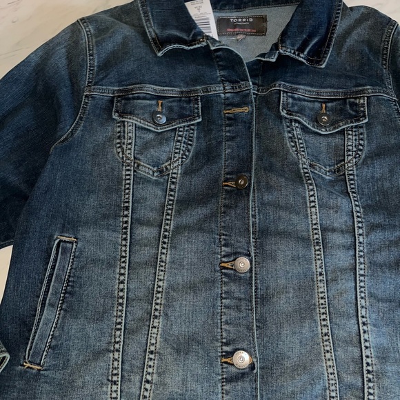 Torrid jean jacket coat denim new nwt 3x 22-24 blue button collar classic - Picture 3 of 4
